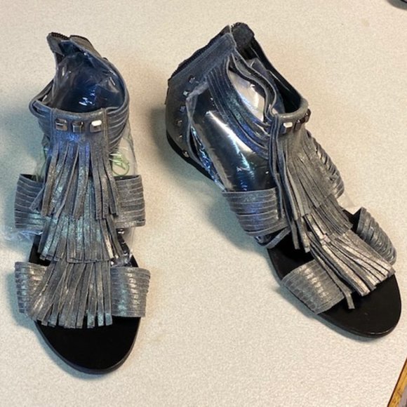 BCBGMAXAZRIA Fringe Sandal - Picture 4 of 6